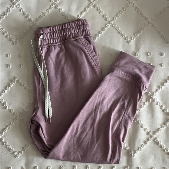 Leg3Nd Lilac Joggers - Picture 1 of 8